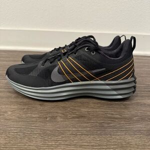 Nike Lunar Roam sz 11